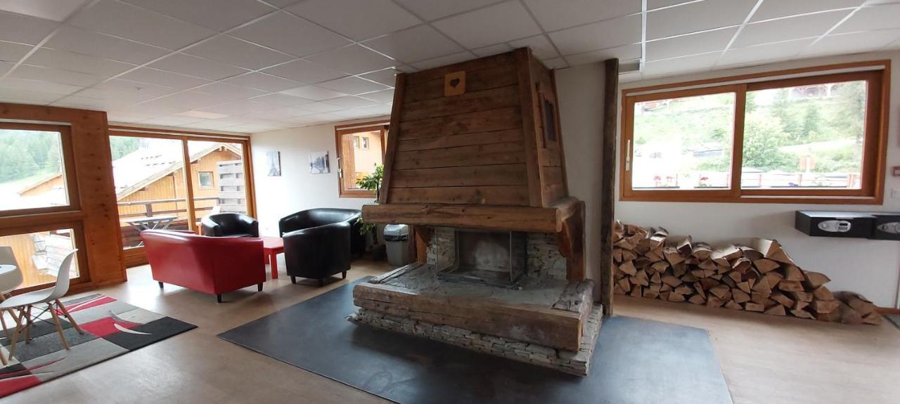 Locabed Le Hameau Des Ecrins Apartment Puy-Saint-Vincent Bagian luar foto